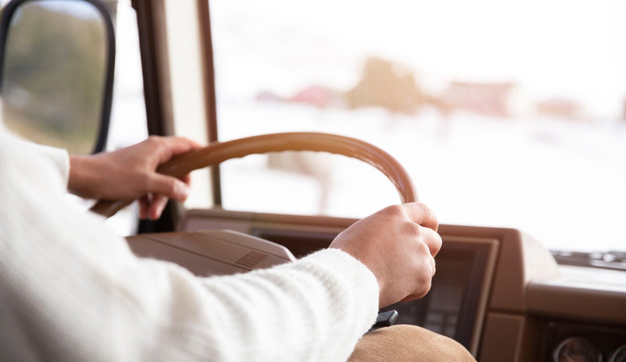 Mueren trece alumnos en un accidente de minib&uacute;s escolar en Johannesburgo, Sud&aacute;frica