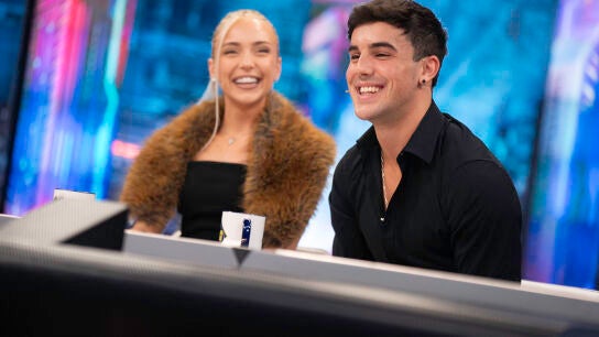 Ana Mena y &Oacute;scar Casas