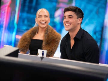 Ana Mena y &Oacute;scar Casas