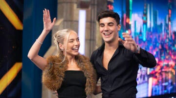 Vuelve a ver la entrevista completa a Ana Mena y &Oacute;scar Casas en El Hormiguero