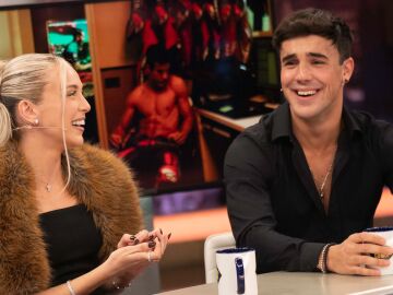 Ana Mena y &Oacute;scar Casas