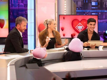 &iquest;D&oacute;nde se dieron Ana Mena y &Oacute;scar Casas su primer beso? Los invitados responden en el test de Trancas y Barrancas