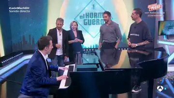 ¡Un talento sobrenatural! Alberto de Paz deja boquiabiertos a Carmen Machi y Paco León con su oído relativo ¡Un talento sobrenatural! Alberto de Paz deja boquiabiertos a Carmen Machi y Paco León con su oído relativo