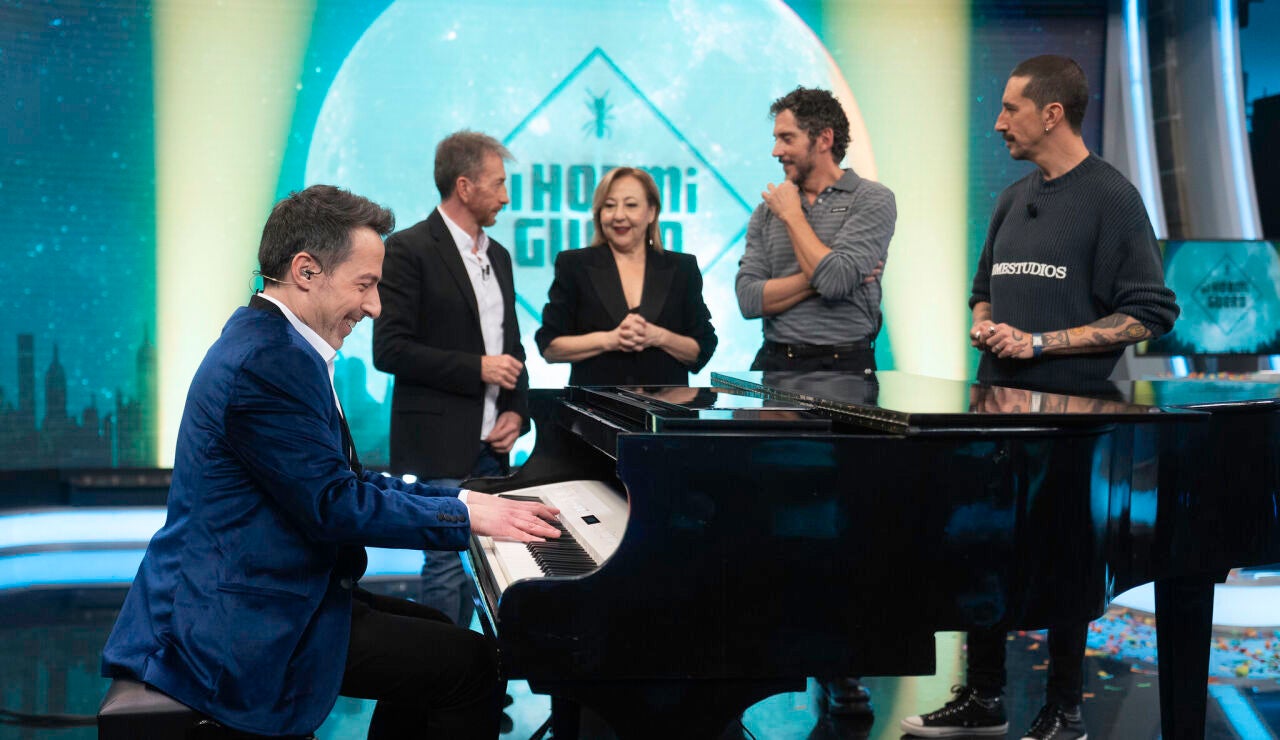 &iexcl;Un talento sobrenatural! Alberto de Paz deja boquiabiertos a Carmen Machi y Paco Le&oacute;n con su o&iacute;do relativo