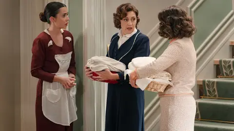 Manuela le pide a Digna que no contrate a Paula, la nueva sirvienta: “No me gusta” Manuela le pide a Digna que no contrate a Paula, la nueva sirvienta: “No me gusta”