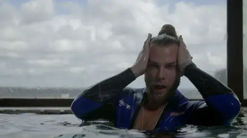 Eduardo Navarrete: “No me gusta autoasfixiarme” Eduardo Navarrete: “No me gusta autoasfixiarme”