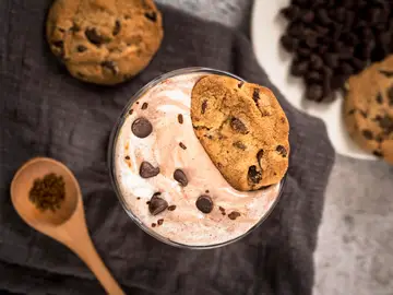 Yogur con galletas Yogur con galletas