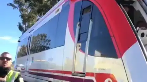 Imagen del tren de vía estrecha siniestrado cerca de Cartagena Imagen del tren de vía estrecha siniestrado cerca de Cartagena