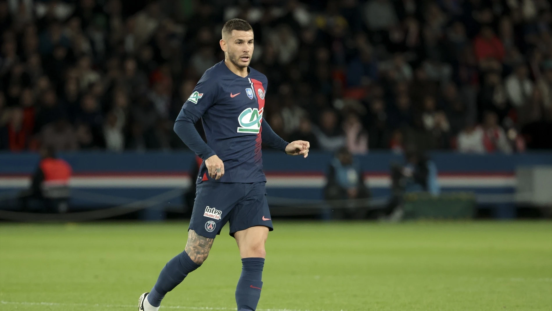 Lucas Hernández en un partido con el PSG Lucas Hernández en un partido con el PSG