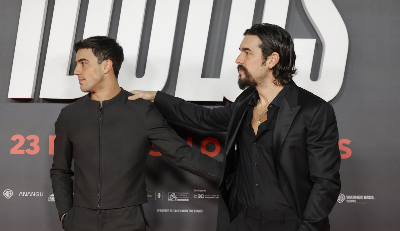 Mario y Oscar Casas en un photocall