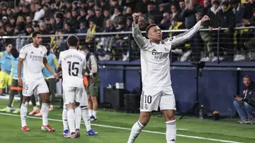 Mbappé celebra su gol ante el Villarreal Mbappé celebra su gol ante el Villarreal