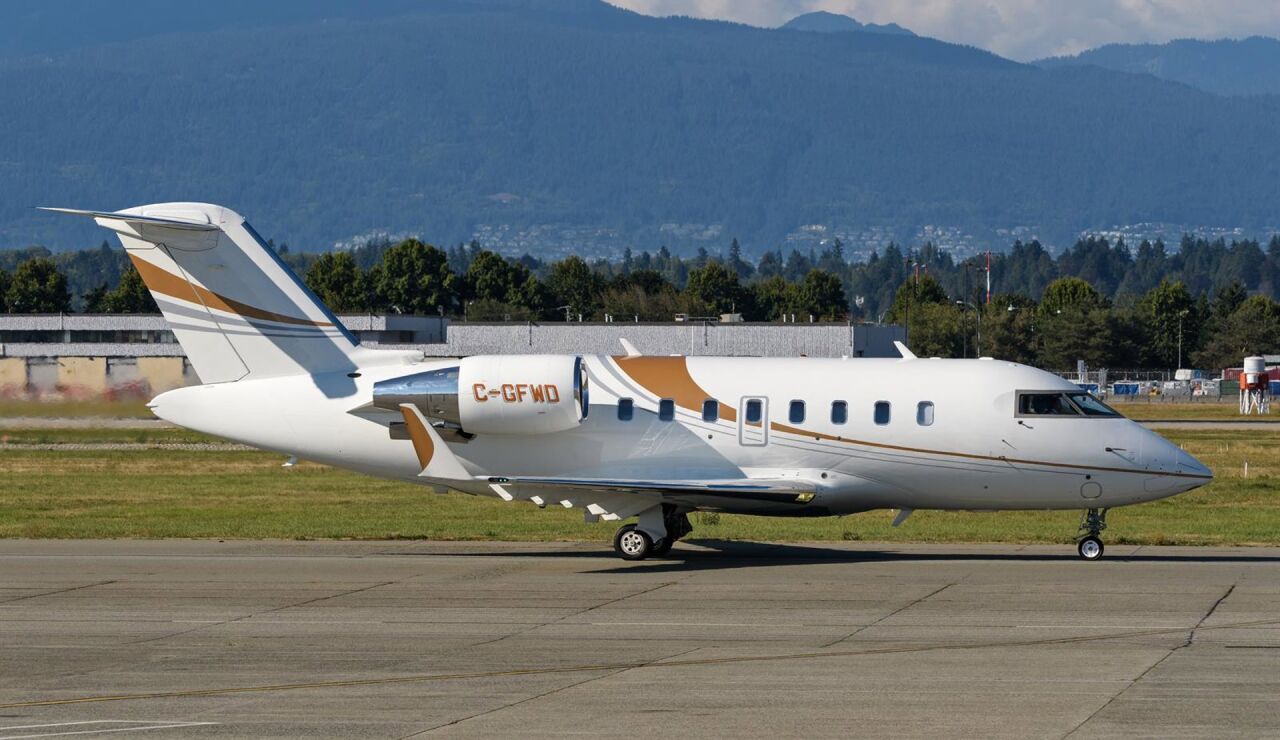 Un avi&oacute;n con ocho personas a bordo se estrella al despegar en el aeropuerto de Bangor, Maine (EEUU)