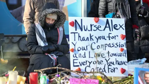 Protestas en Minneapolis después de que la Policía haya abatido a un hombre. Protestas en Minneapolis después de que la Policía haya abatido a un hombre.