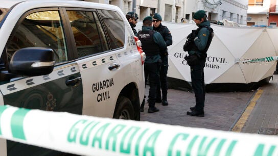 La Guardia Civil se persona este domingo en el lugar donde se ha cometido un asesinato de un menor de 13 a&ntilde;os
