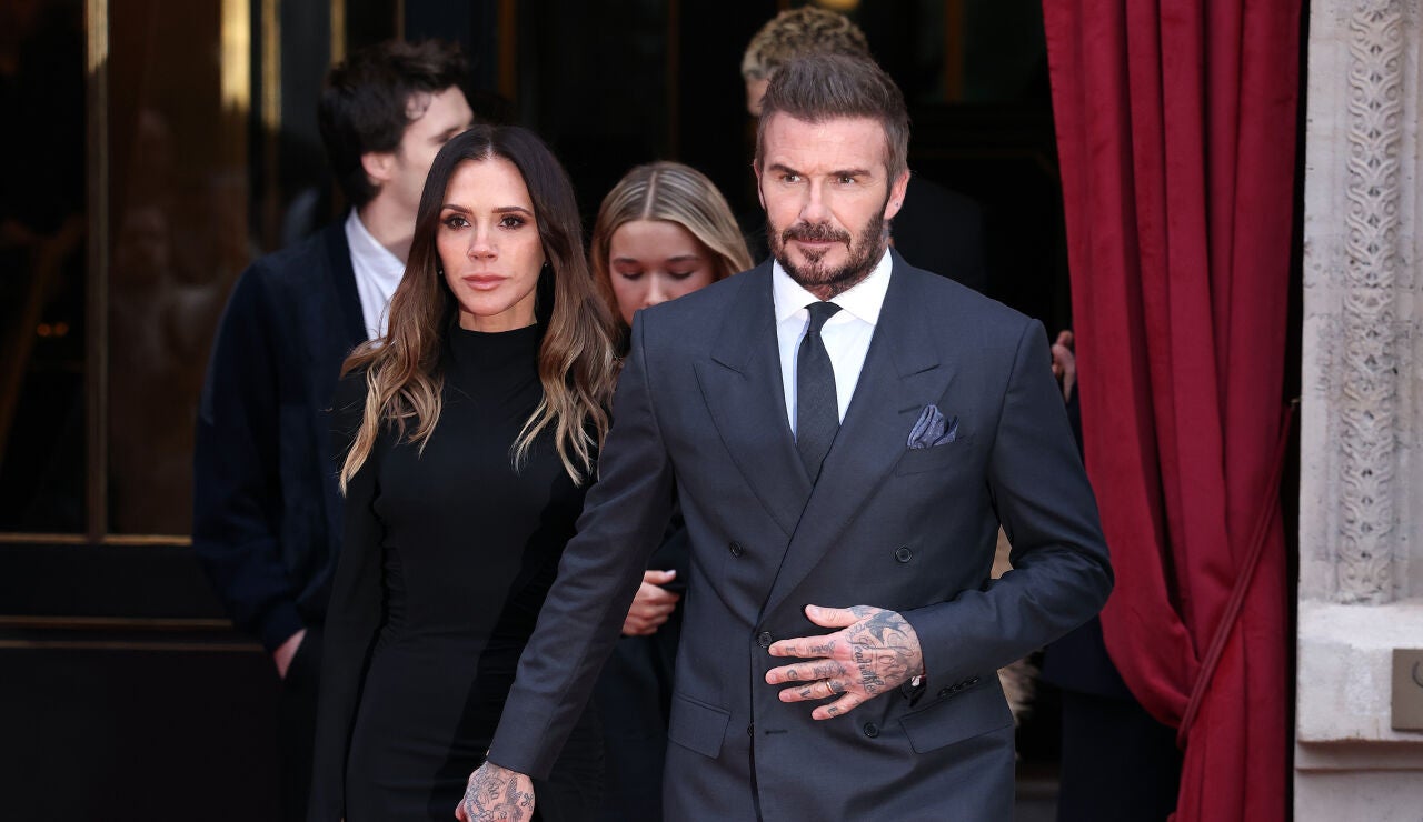 Los Beckham reaparecen en Par&iacute;s tras el conflicto familiar con Brooklyn