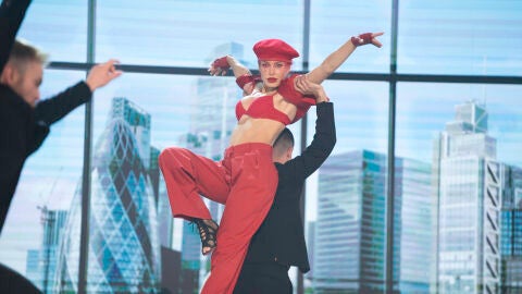 La alucinante coreograf&iacute;a de Jessica Goicoechea junto a su hermano Cristian en El Desaf&iacute;o