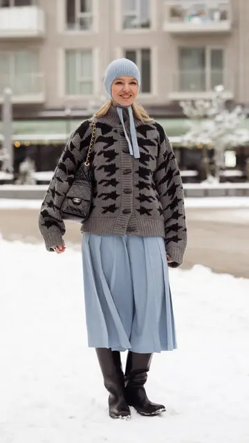 Chica vestida con crochet al estilo Copenhague girl Chica vestida con crochet al estilo Copenhague girl