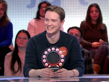 Rosalía y ‘La perla’ coronan para Manu un espectacular triplete de plenos en La Pista Rosalía y ‘La perla’ coronan para Manu un espectacular triplete de plenos en La Pista