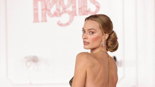 Margot Robbie en la premiere de Cumbres Borrascosas en Los Angeles
