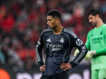 Jude Bellingham y Courtois, cabizbajos en Lisboa