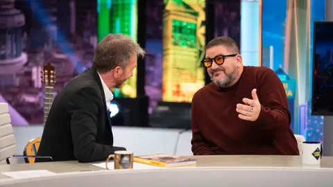 Dani García se declara fan de cocinar en el microondas: “Me flipa” Dani García se declara fan de cocinar en el microondas: “Me flipa”