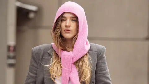 Chica vestida al estilo Copenhague girl Chica vestida al estilo Copenhague girl