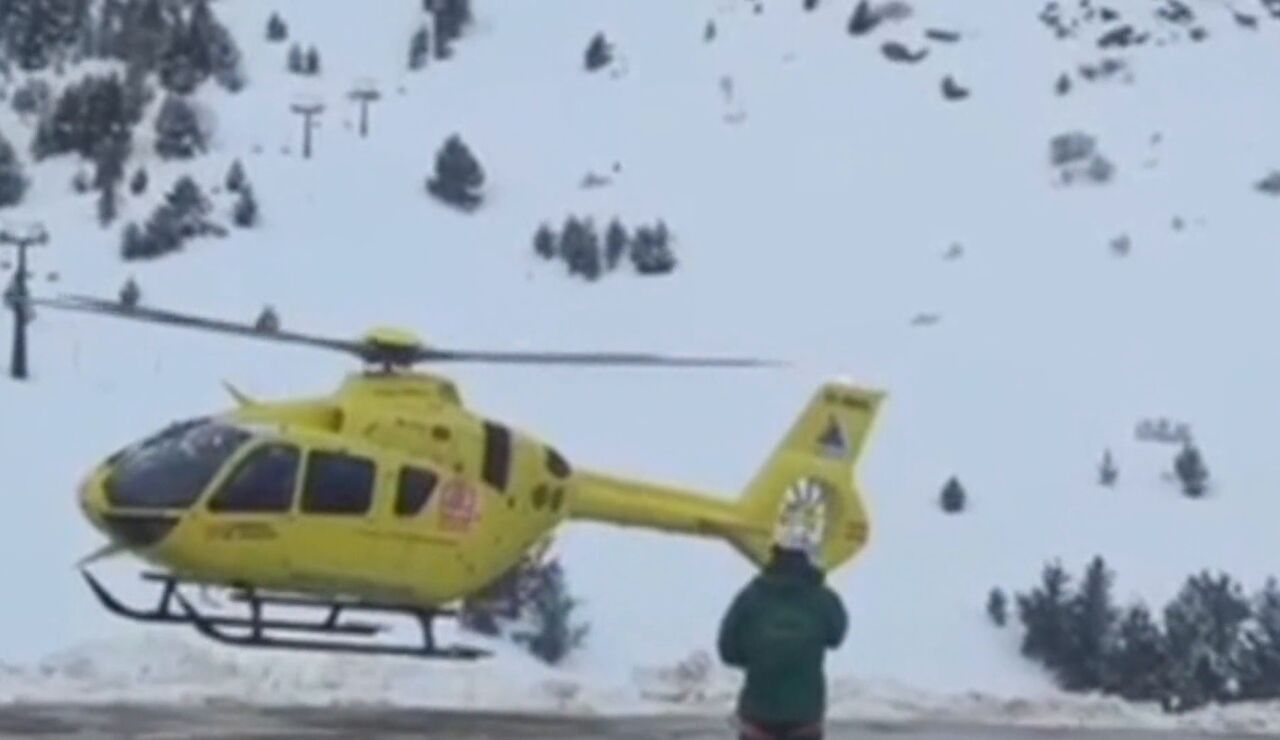 Helicoptero medicalizado en Cerler