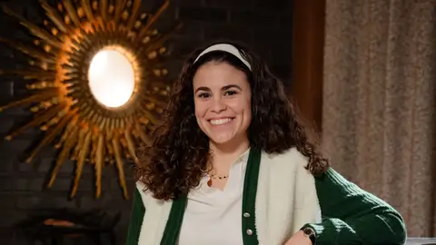 ¿Conoces a Delia Brufau? Interpreta a Mabel, la hija pequeña de la famila Salazar ¿Conoces a Delia Brufau? Interpreta a Mabel, la hija pequeña de la famila Salazar