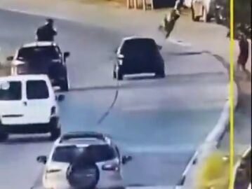 La polic&iacute;a atropella a un ladr&oacute;n cuando intentaba asaltar a un motorista