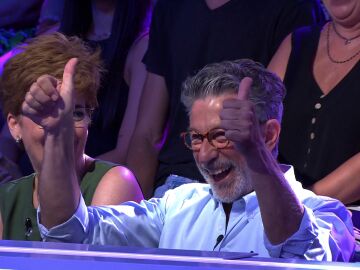 El divertido vacile de Ana a su padre en Atrapa un mill&oacute;n: todo el plat&oacute; coreando su canci&oacute;n m&aacute;s odiada