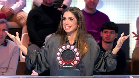 La an&eacute;cdota de Elena Furiase sobre Lolita: &ldquo;Ten&iacute;a una foto de Kevin Costner en su mesita y mi padre pens&oacute; que era &eacute;l&rdquo;