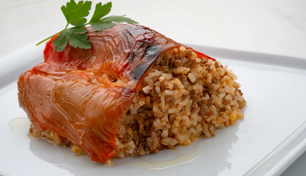 Arguiñano, sobre la receta de pimientos rellenos de arroz y carne: "Me ha parecido muy interesante y muy bonita"