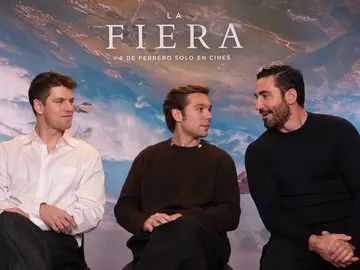 Miguel Bernardeau, Carlos Cuevas y Miguel Ángel Silvestre en La fiera Miguel Bernardeau, Carlos Cuevas y Miguel Ángel Silvestre en La fiera