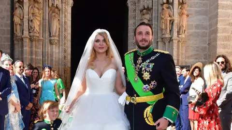 Francisco de Borbón y Sophie Elizabeth Karoly el día de su boda Francisco de Borbón y Sophie Elizabeth Karoly el día de su boda