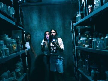 "Te vas a cagar de miedo": el aviso de Joaqu&iacute;n a su familia en el pasaje del terror 