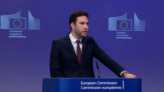 La Comisión Europea respalda a países como España frente a los gigantes de internet La Comisión Europea respalda a países como España frente a los gigantes de internet