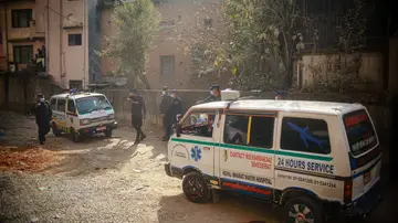 Imagen de archivo de ambulancias en Katmandú, capital de Nepal Imagen de archivo de ambulancias en Katmandú, capital de Nepal