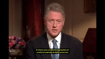 Bill Clinton es absuelto por de los cargos de obstrucción a la justicia Bill Clinton es absuelto por de los cargos de obstrucción a la justicia