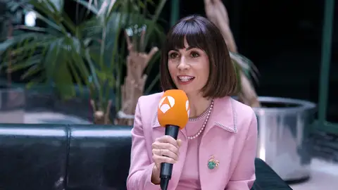 Itziar Atienza nos presenta a Nieves, su personaje en Sueños de libertad: "Su familia va a saltar por lo aires" Itziar Atienza nos presenta a Nieves, su personaje en Sueños de libertad: "Su familia va a saltar por lo aires"