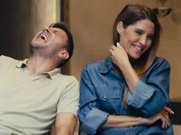 El ataque de risa de Joaquín ante la espontaneidad de Susana Saborido: "Le has llamado Kawasaki" El ataque de risa de Joaquín ante la espontaneidad de Susana Saborido: "Le has llamado Kawasaki"