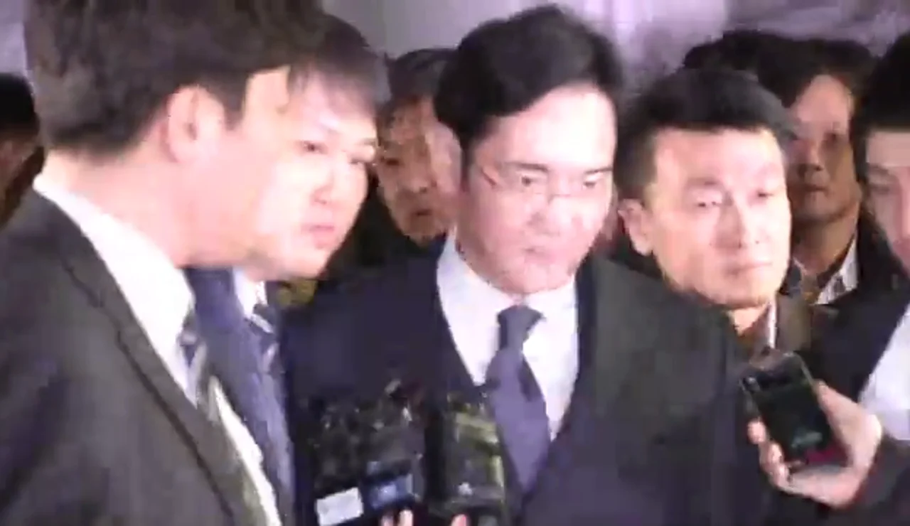 El presidente de Samsung es arrestado por corrupción