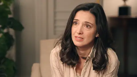 Miguel y Luz trabajan incansables para no usar medidas drásticas con Juanito… ¿lograrán salvarle? Miguel y Luz trabajan incansables para no usar medidas drásticas con Juanito… ¿lograrán salvarle?