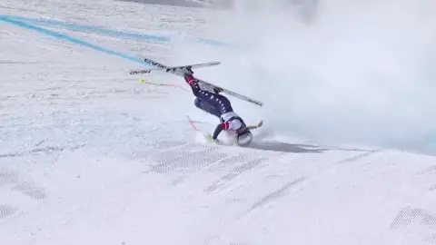 La espeluznante caída de Lindsey Vonn La espeluznante caída de Lindsey Vonn