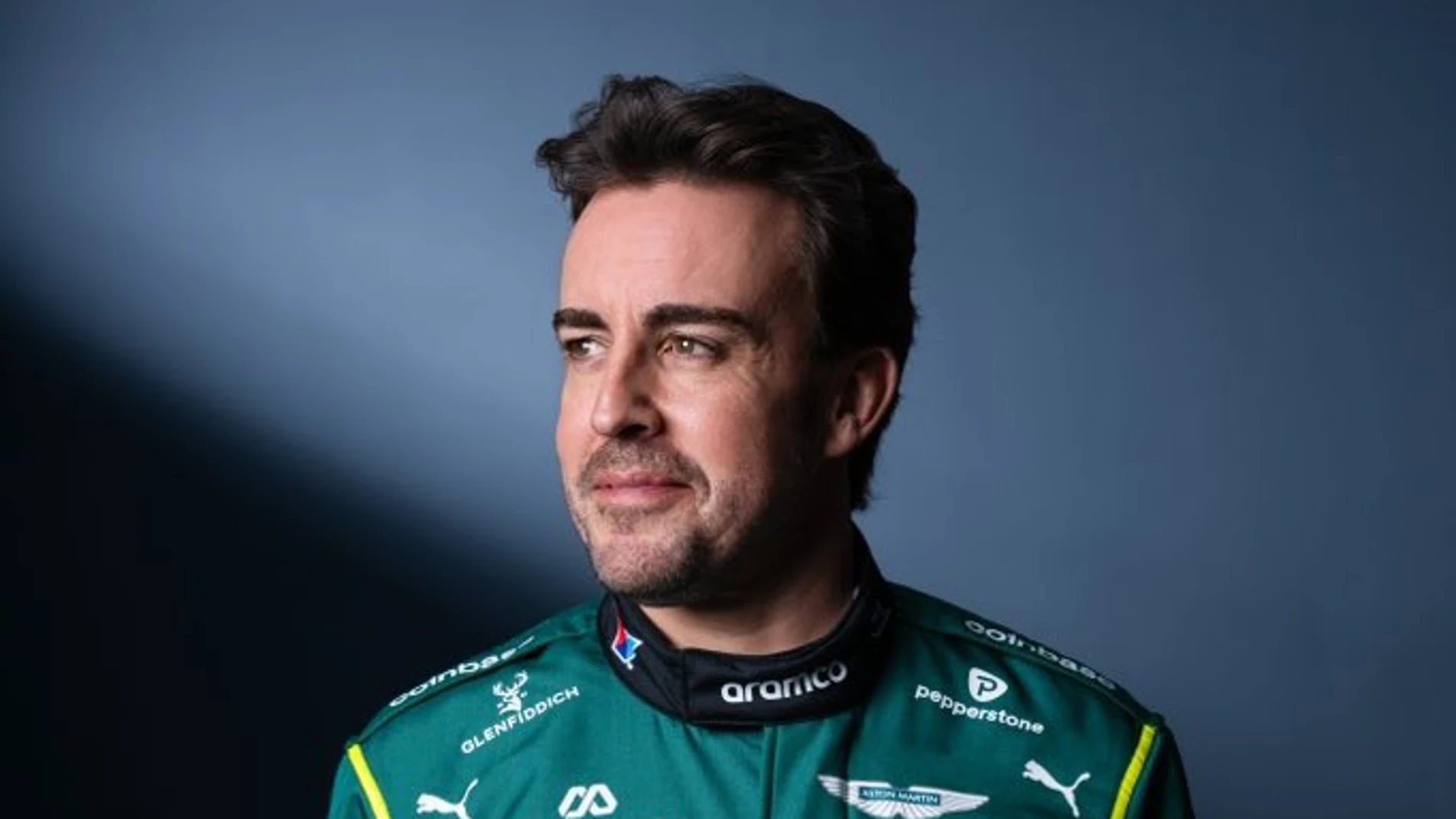 Fernando Alonso con los colores de Aston Martin 2026 Fernando Alonso con los colores de Aston Martin 2026