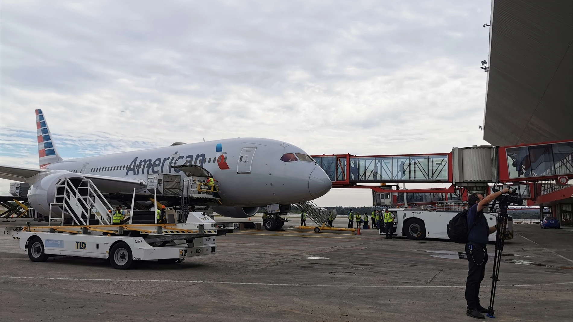 Imagen de archivo de un avión en el aeropuerto José Martí Imagen de archivo de un avión en el aeropuerto José Martí