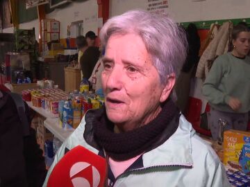 Desalojados en Andaluc&iacute;a recibiendo ayuda