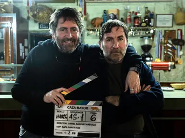 Caza mayor, de Daniel Sánchez Arévalo y con Antonio de la Torre Caza mayor, de Daniel Sánchez Arévalo y con Antonio de la Torre