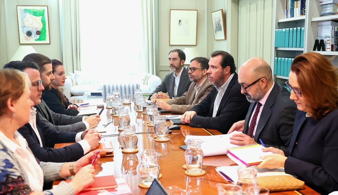 Reuniones entre los sindicatos de maquinistas y Transportes