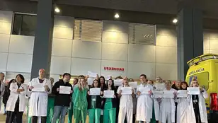 Concentración a las puertas del Complejo Hospitalario Universitario de A Coruña