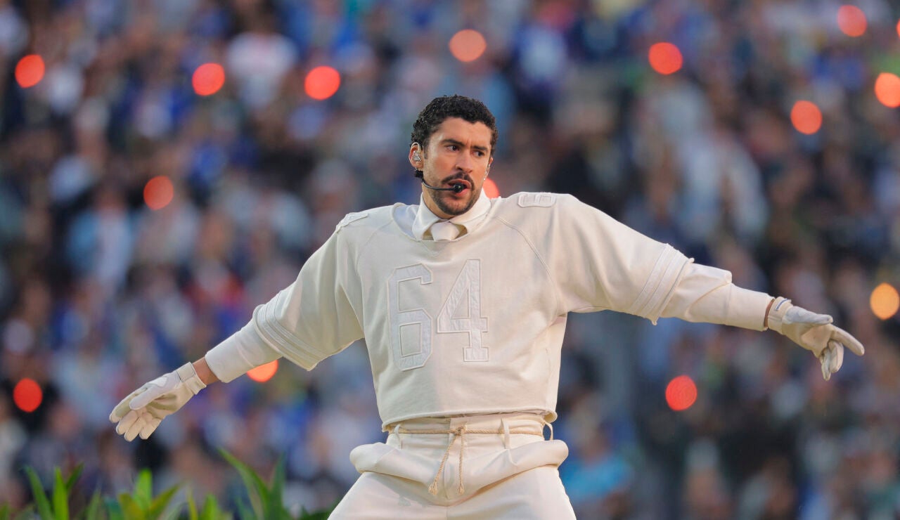 La camiseta dise&ntilde;ada por Zara de Bad Bunny en la Super Bowl